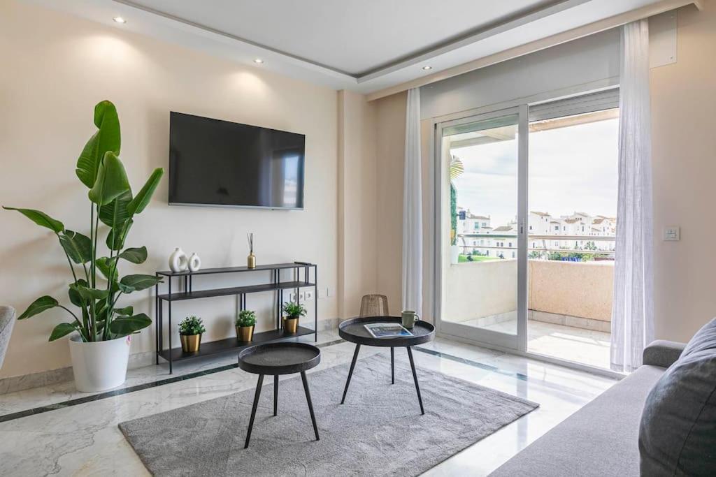 Luxurious In Marina Banus, Puerto Banus Marbella