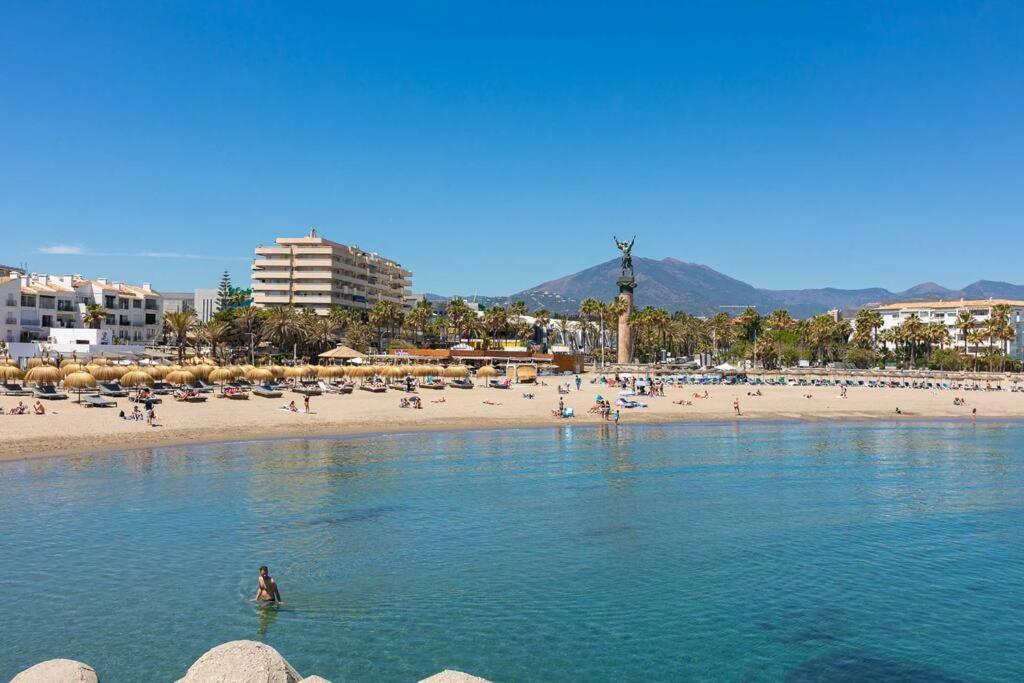 Luxurious In Marina Banus, Puerto Banus Apartment Marbella