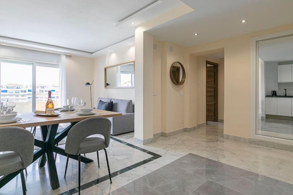 Luxurious In Marina Banus, Puerto Banus Marbella