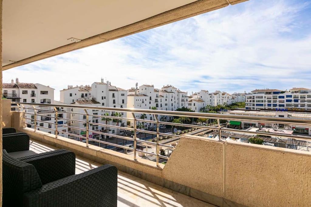 Apartment Luxurious In Marina Banus, Puerto Banus