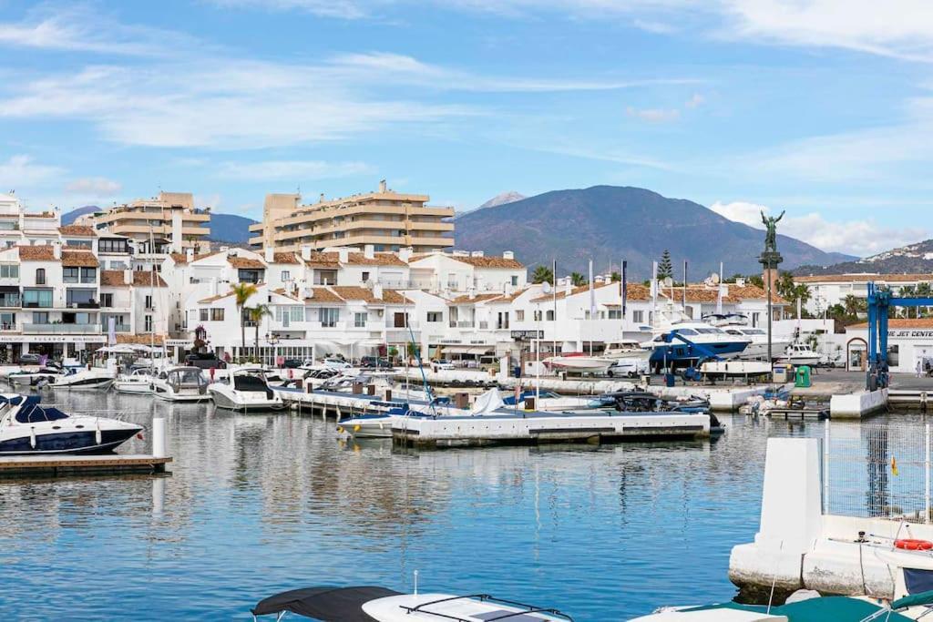 Apartment Luxurious In Marina Banus, Puerto Banus Marbella
